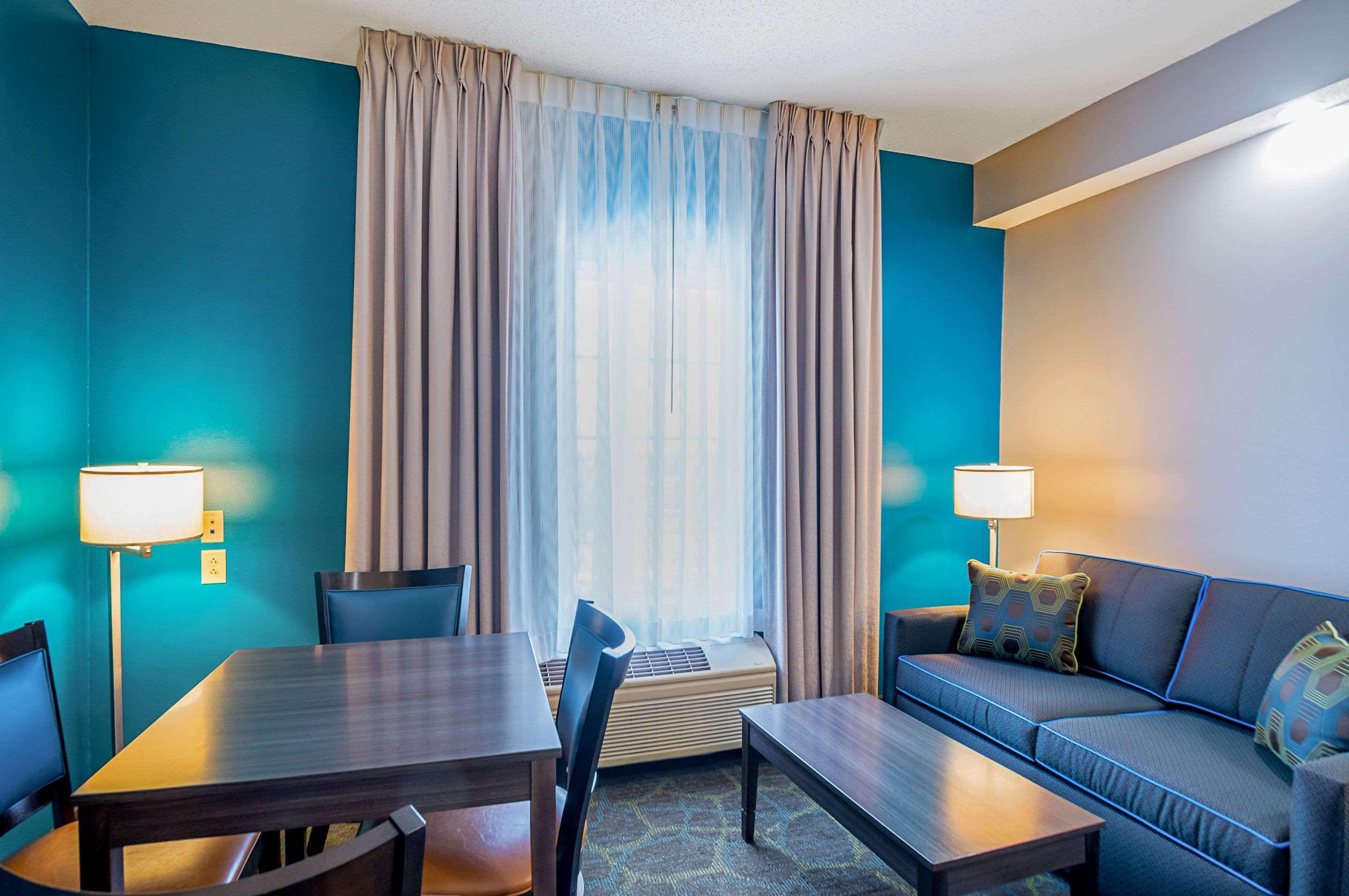 Quality Inn Harrisonburg I-81 Екстер'єр фото